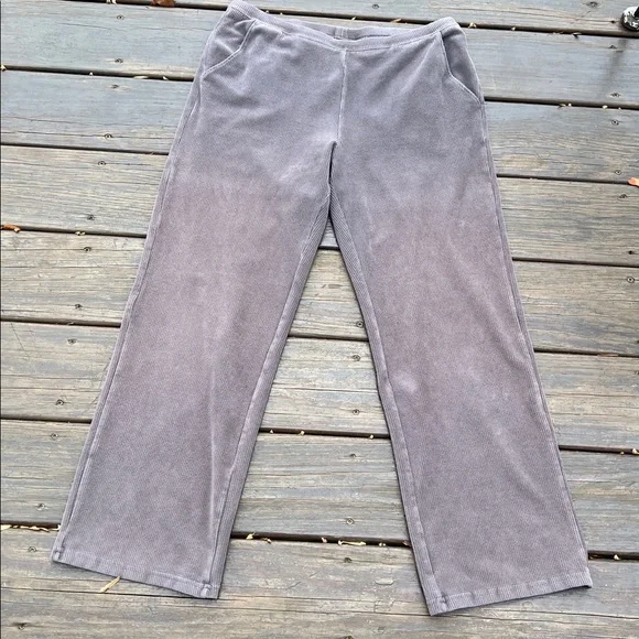 LL Bean Ribbed Corduroy Pull-On Pants - Picture 7 of 11